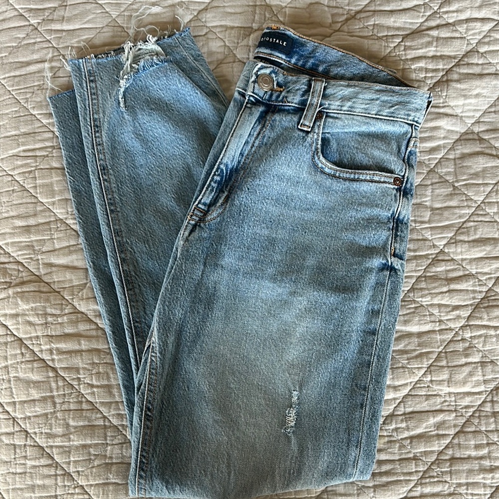 Stylish Distressed Denim Jeans